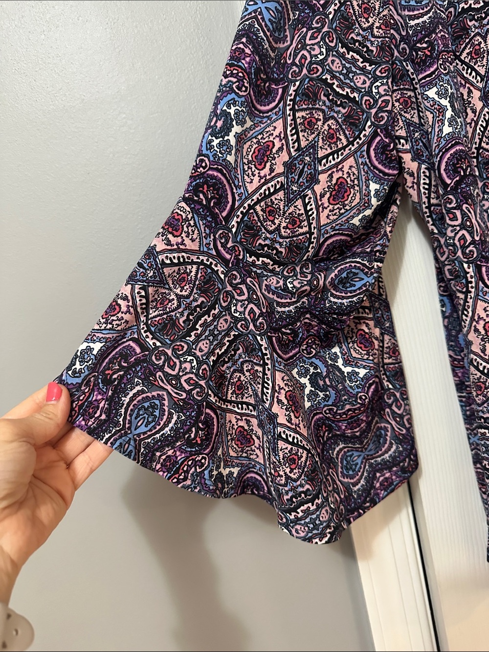 Women’s Cato Paisley-Print V-Neck Tunic in Blue & Purple- 22/24W - Picture 2 of 5
